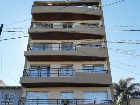 Impecable Semi Piso con cochera