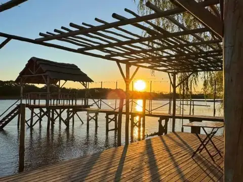 Venta 5 cabañas 7000m2 Río San Antonio Delta Tigre