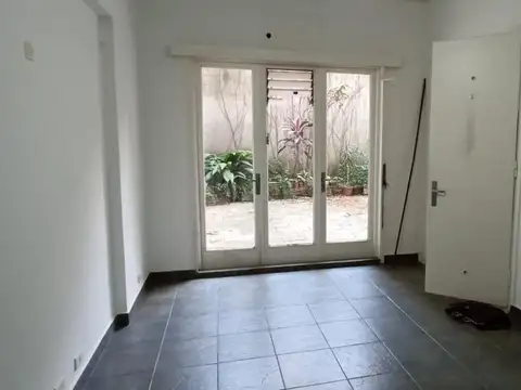 Oficina 3 ambientes con 2 baños