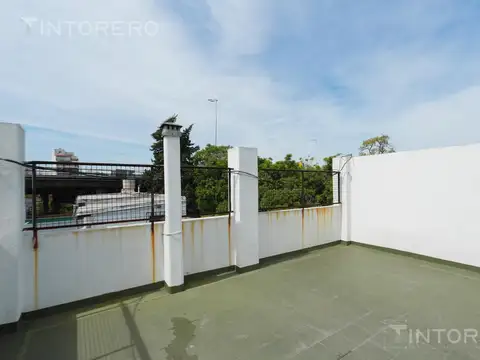 Depto Tipo Casa en Venta de 5 ambientes