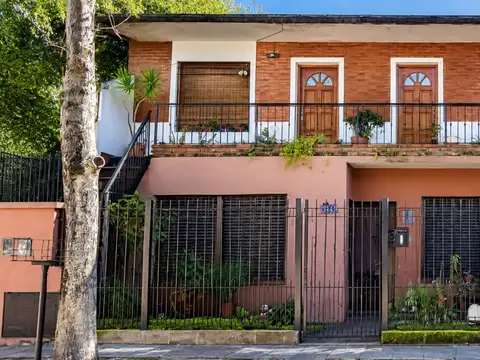 Casa Multifamiliar en Venta/Permuta en Victoria