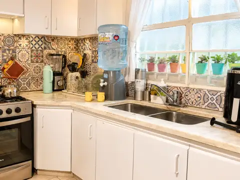 Casa Multifamiliar en Venta/Permuta en Victoria