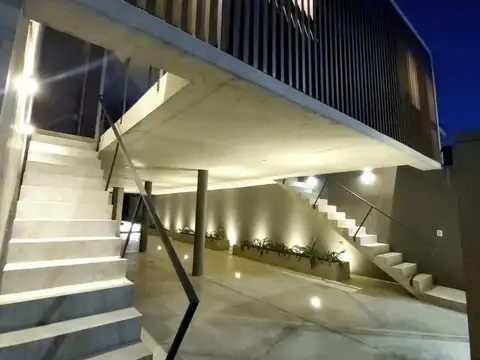 Depto Tipo Casa en Venta en Olivos, USD 259.000