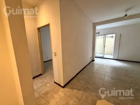 Depto Tipo Casa en Alquiler de 1 dormitorio