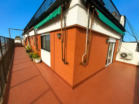 Avenida Juan Bautista Justo 6100, Piso 8