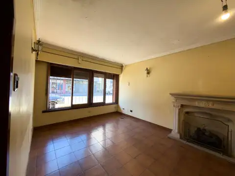 Casa en Venta en Quilmes, USD 170.000