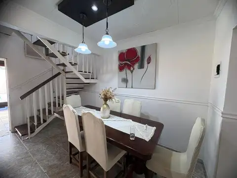 Casa 4 ambientes con 3 baños