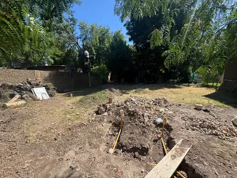 Terreno en Venta 20  mts Fondo