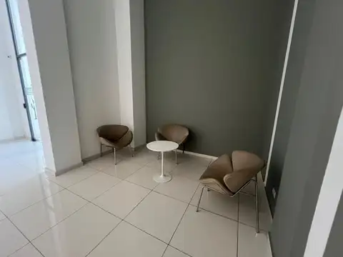 Oficina en Alquiler en Puerto Norte, $ 420.000