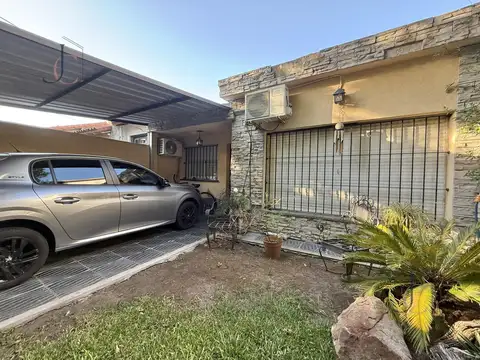 Depto Tipo Casa en Venta de 2 ambientes