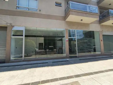Venta - Local - Villa Luro - Amplio - Permuta
