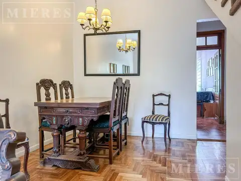 Depto Tipo Casa 4 ambientes con 2 baños