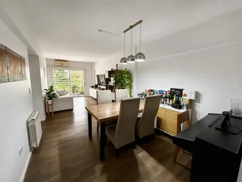 Hermoso depto 4 amb con cochera al cfrte. Vista abierta. Amenities.