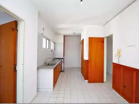 Calle 45 724 , Piso 7