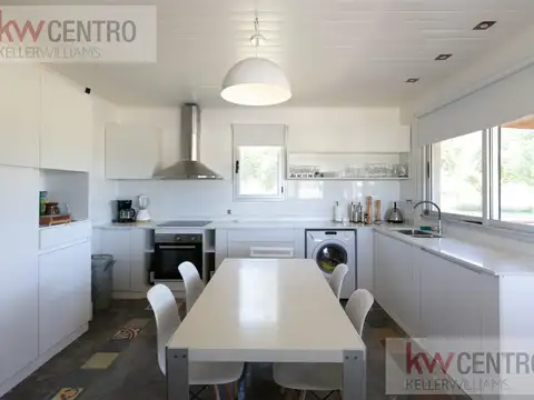 Venta de Chacra con Excelente  Casa  principal mas vivienda  de Huespedes  equipadas