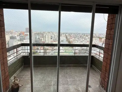 Quesada 2300, Piso 17