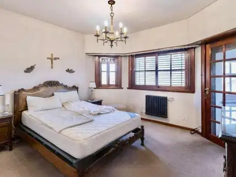 Departamento 6 ambientes con 3 baños