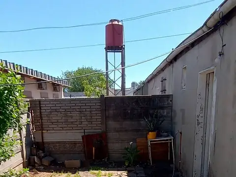 M. Oliber 100, Piso 0