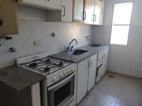 Departamento en Alquiler en Pichincha, $ 300.000