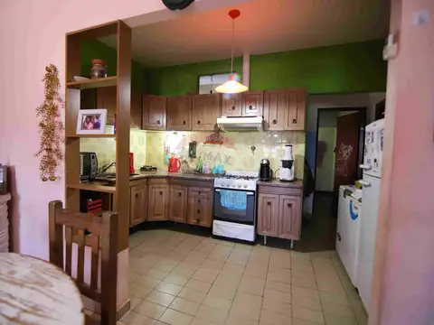 Depto Tipo Casa en Venta de 5 ambientes