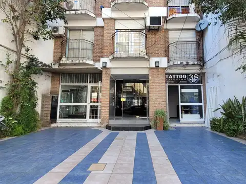 Departamento dos ambientes con balcón en ALQUILER - Morón
