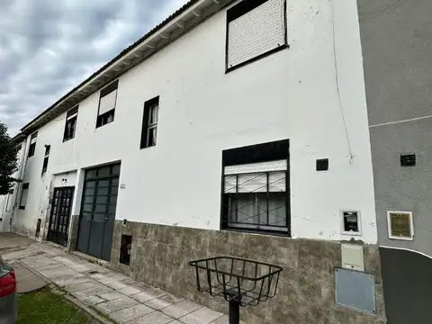 ¡VENDE! Casa en calle 526 e/ 13 y 14