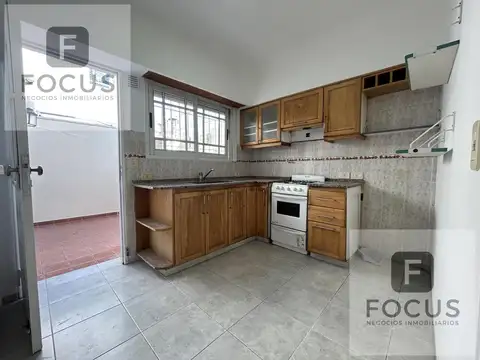 Depto Tipo Casa en Venta con 1 cocheras