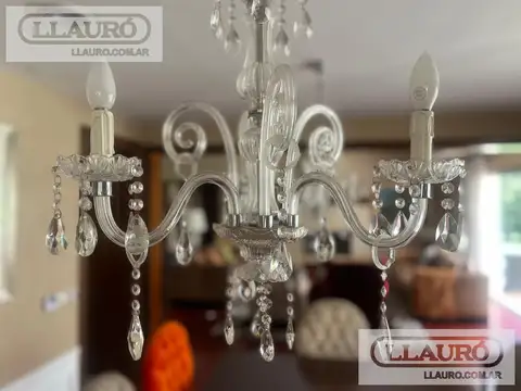 Casa 9 ambientes con 6 baños