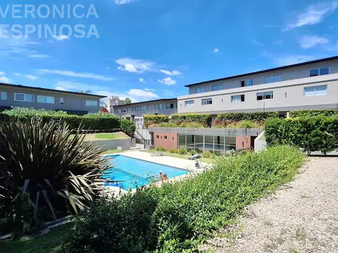 Depto Tipo Casa en Venta con 1 cocheras