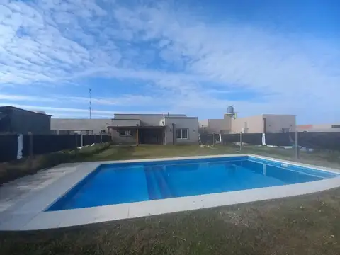 Casa en Alquiler - Capilla Del Señor