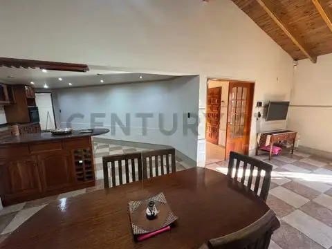 CASA EN VENTA VISTALBA LUJAN DE CUYO