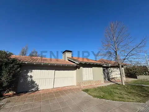 CASA EN VENTA VISTALBA LUJAN DE CUYO