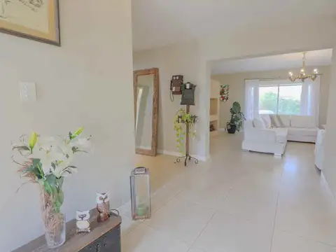 Casa en Venta en Belen de Escobar, USD 346.000