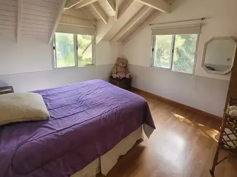 Casa 6 ambientes con 3 baños