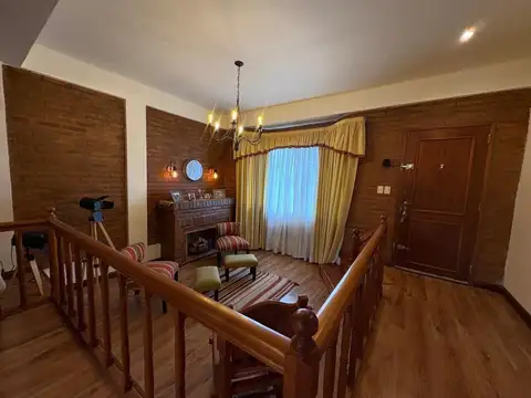Casa 4 ambientes con 3 baños