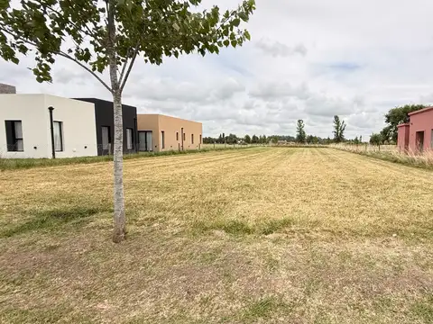 Terreno en Venta en Lobos, USD 22.000