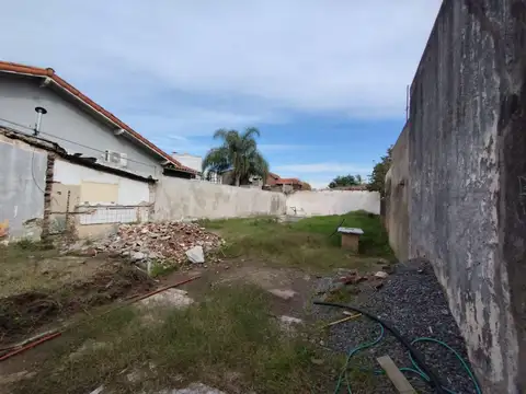 Terreno en Venta en Temperley, USD 78.000