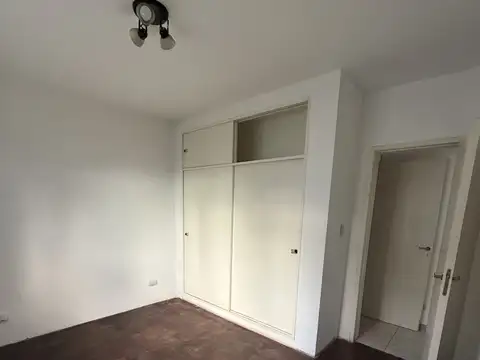 Depto Tipo Casa en Alquiler de 2 dormitorios