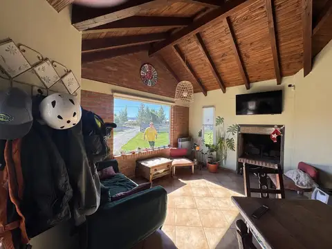 Casa 3 ambientes con 1 baño