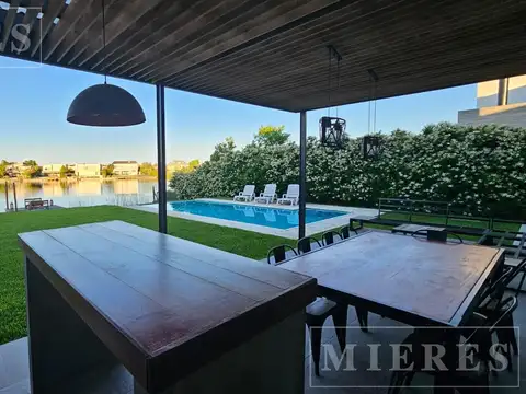 Alquiler de Verano a La Laguna en Barbarita, Bancalari.