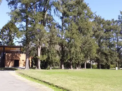 Lote en La Arbolada de 672m² - Anticipo y 24 Cuotas Fijas