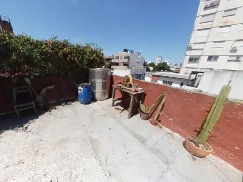 Depto Tipo Casa en Venta 50 años