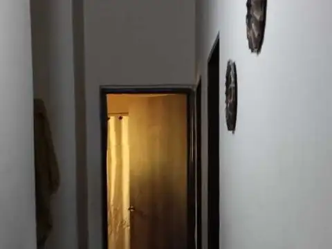 CASA CON LOCALES EN VENTA EN ZAPALA