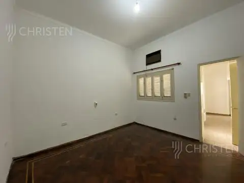 Casa en Alquiler con 1 cochera