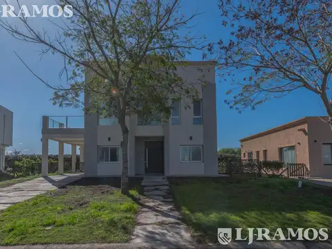 Casa en Alquiler en Puertos, USD 2.500