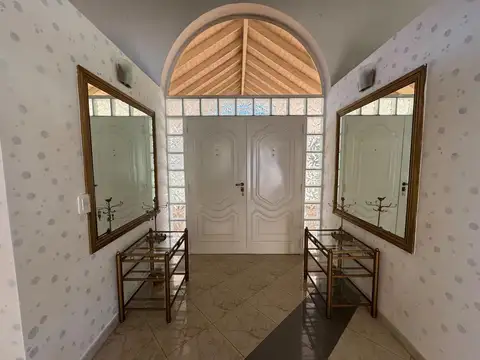 Casa en Alquiler de 5 dormitorios