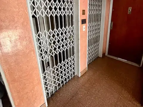 Departamento en Venta en Flores, USD 138.000