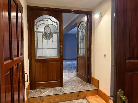 Alquiler Departamento sobre calle San Martin ,G.C