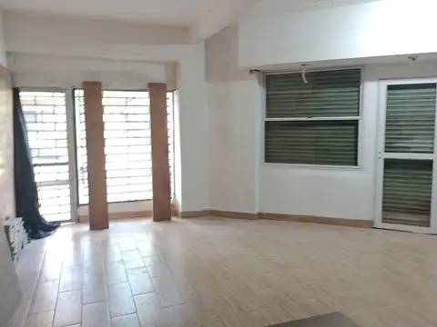 Carriego Y 3 De Febrero