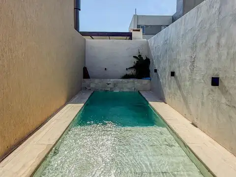 Casa en Venta al Este